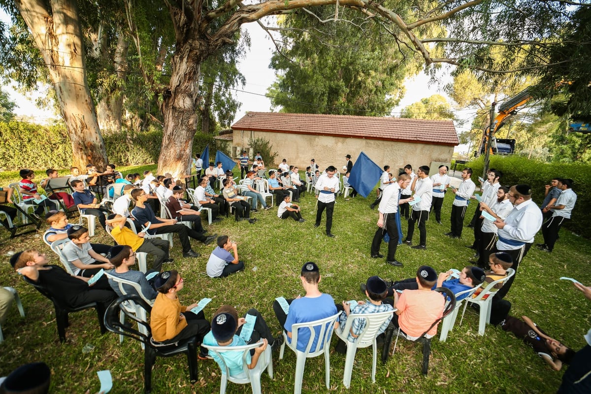 הצצה: הקעמפ אליו נרשמים רק ילדי השלוחים