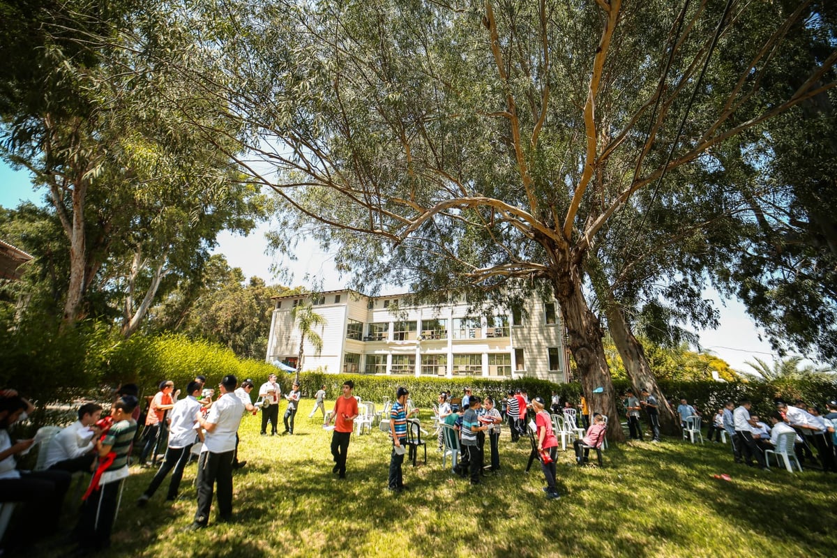 הצצה: הקעמפ אליו נרשמים רק ילדי השלוחים