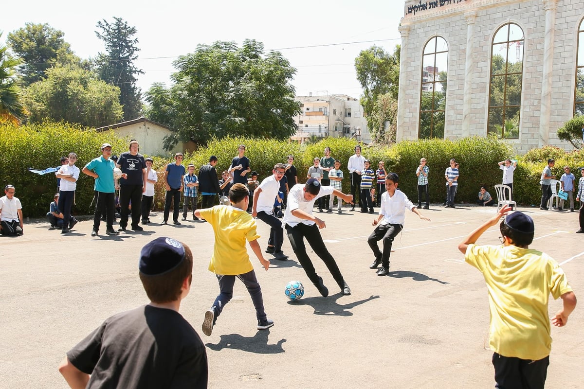 הצצה: הקעמפ אליו נרשמים רק ילדי השלוחים