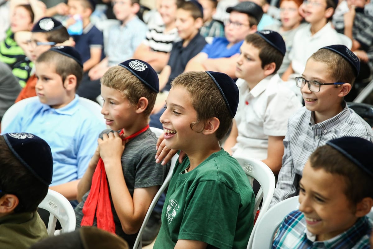 הצצה: הקעמפ אליו נרשמים רק ילדי השלוחים