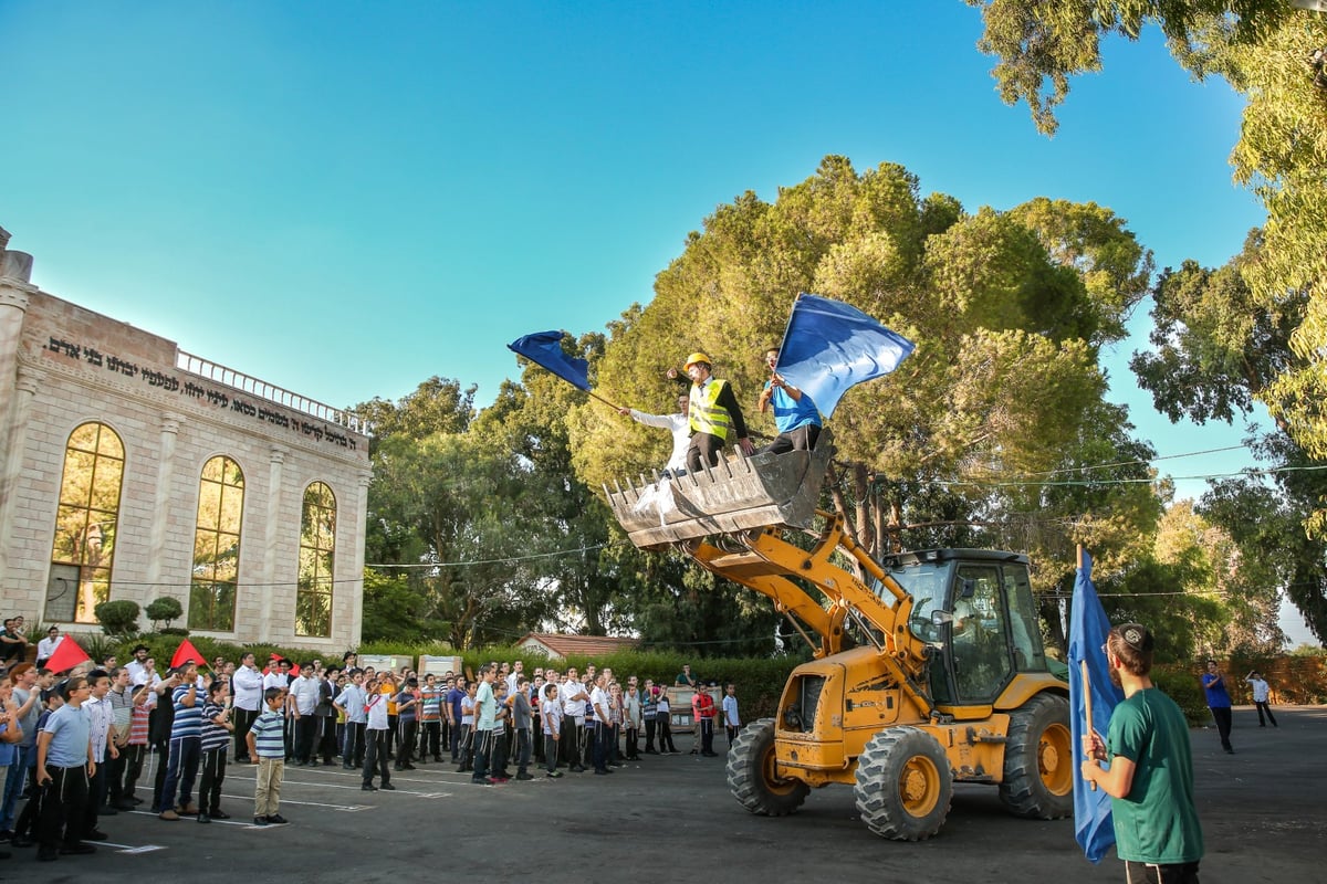 הצצה: הקעמפ אליו נרשמים רק ילדי השלוחים