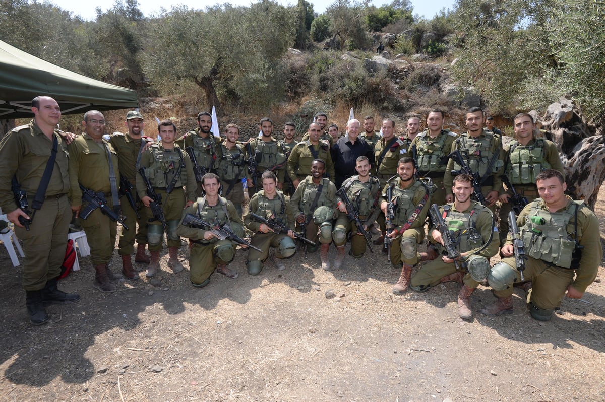 הנשיא ריבלין בזירת הפיגוע: "דריכות ומוכנות ללא פשרות". צפו