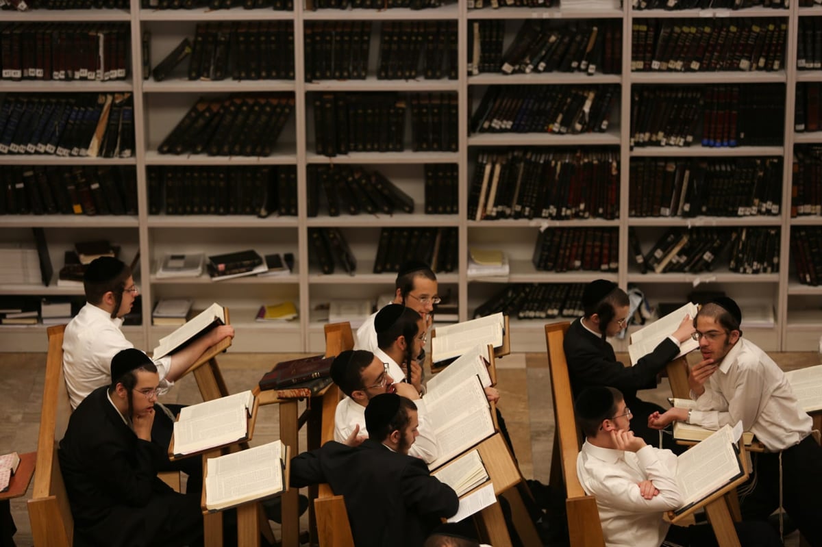 גלרייה: השטייגען של פתיחת הזמן ב'קמניץ'