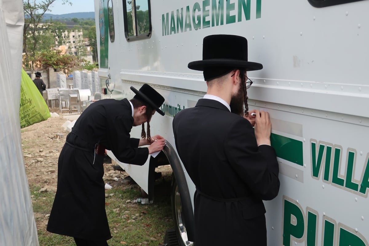 בסאטמר ציינו 40 שנה לאדמו"ר ה'דברי יואל'