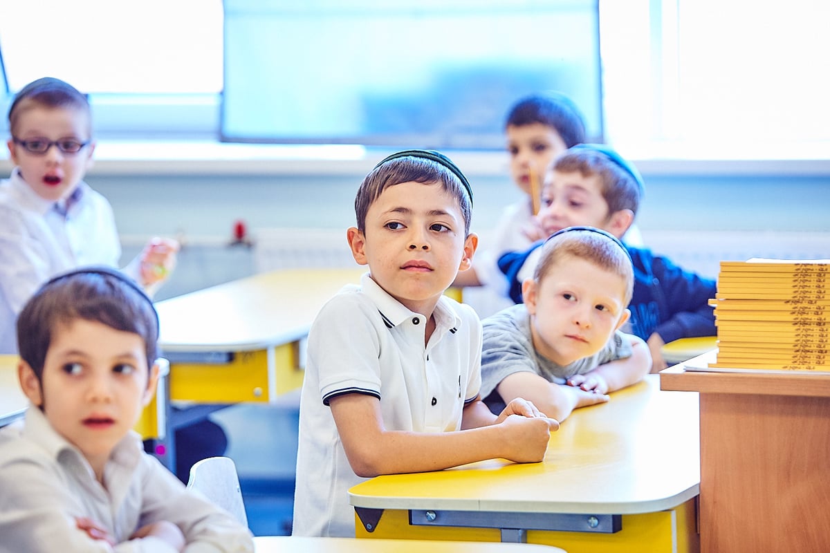 פריחה אדירה בתי הספר היהודיים ברוסיה