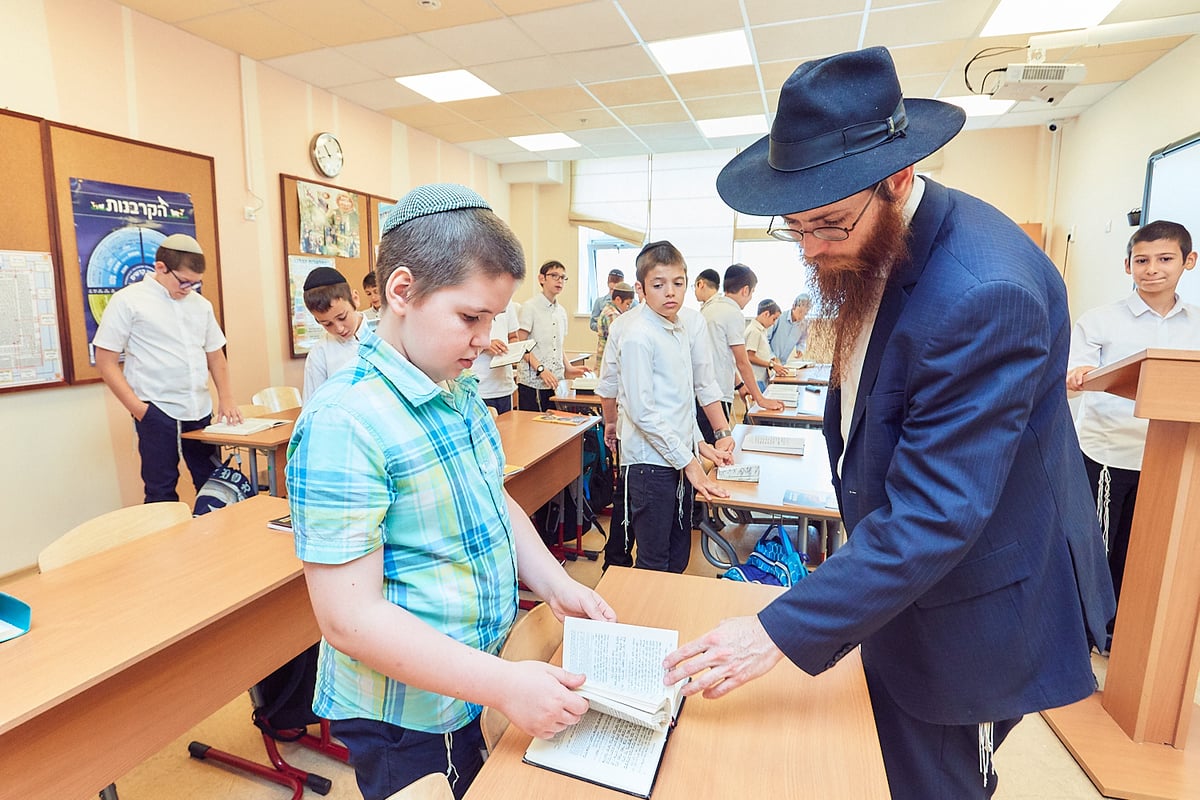 פריחה אדירה בתי הספר היהודיים ברוסיה