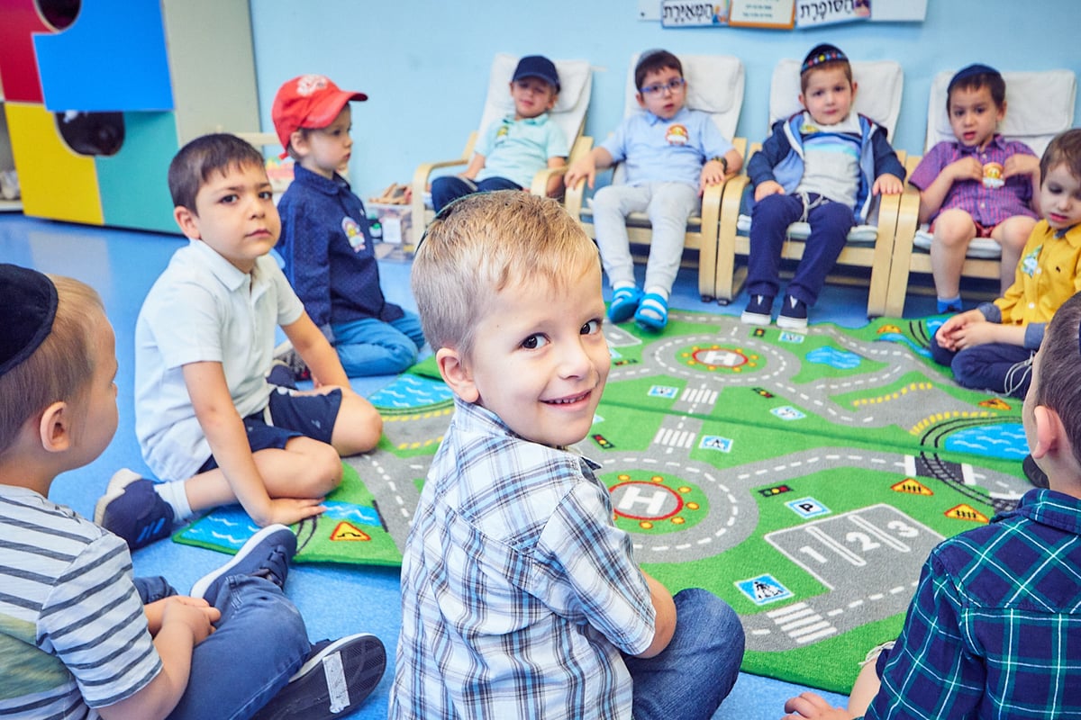 פריחה אדירה בתי הספר היהודיים ברוסיה