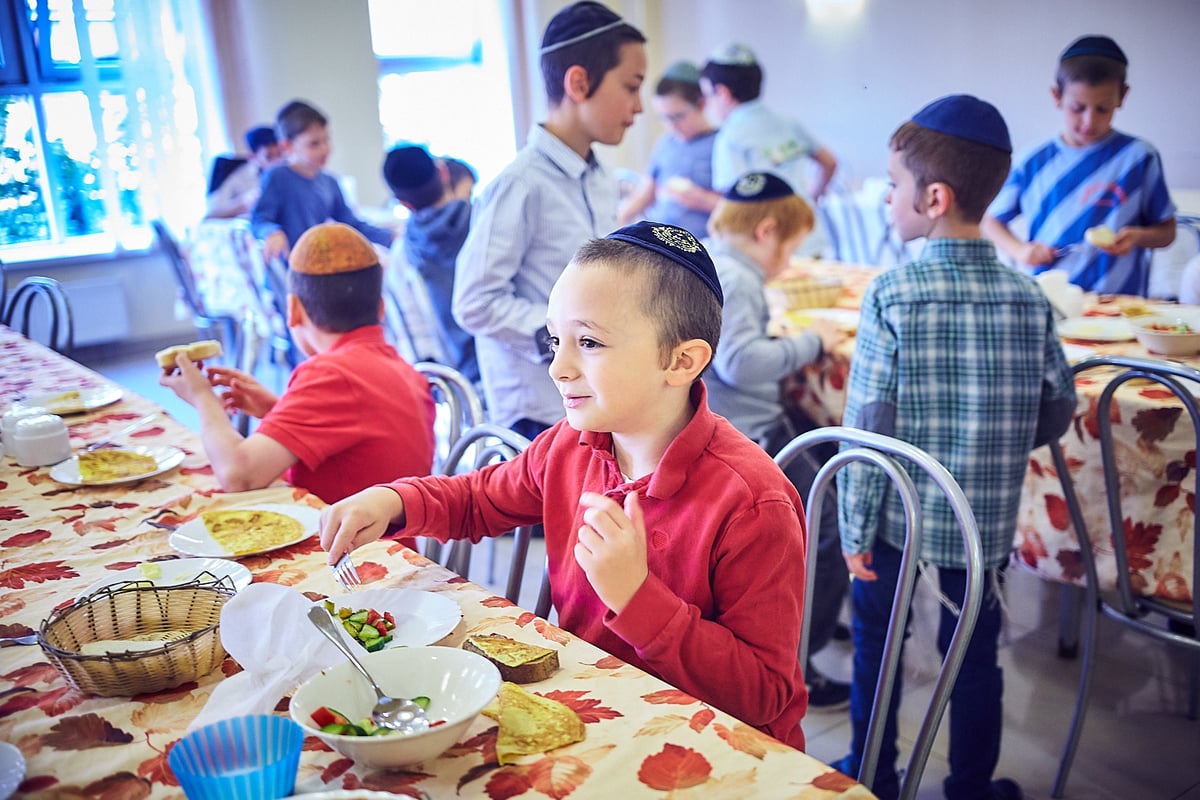 פריחה אדירה בתי הספר היהודיים ברוסיה