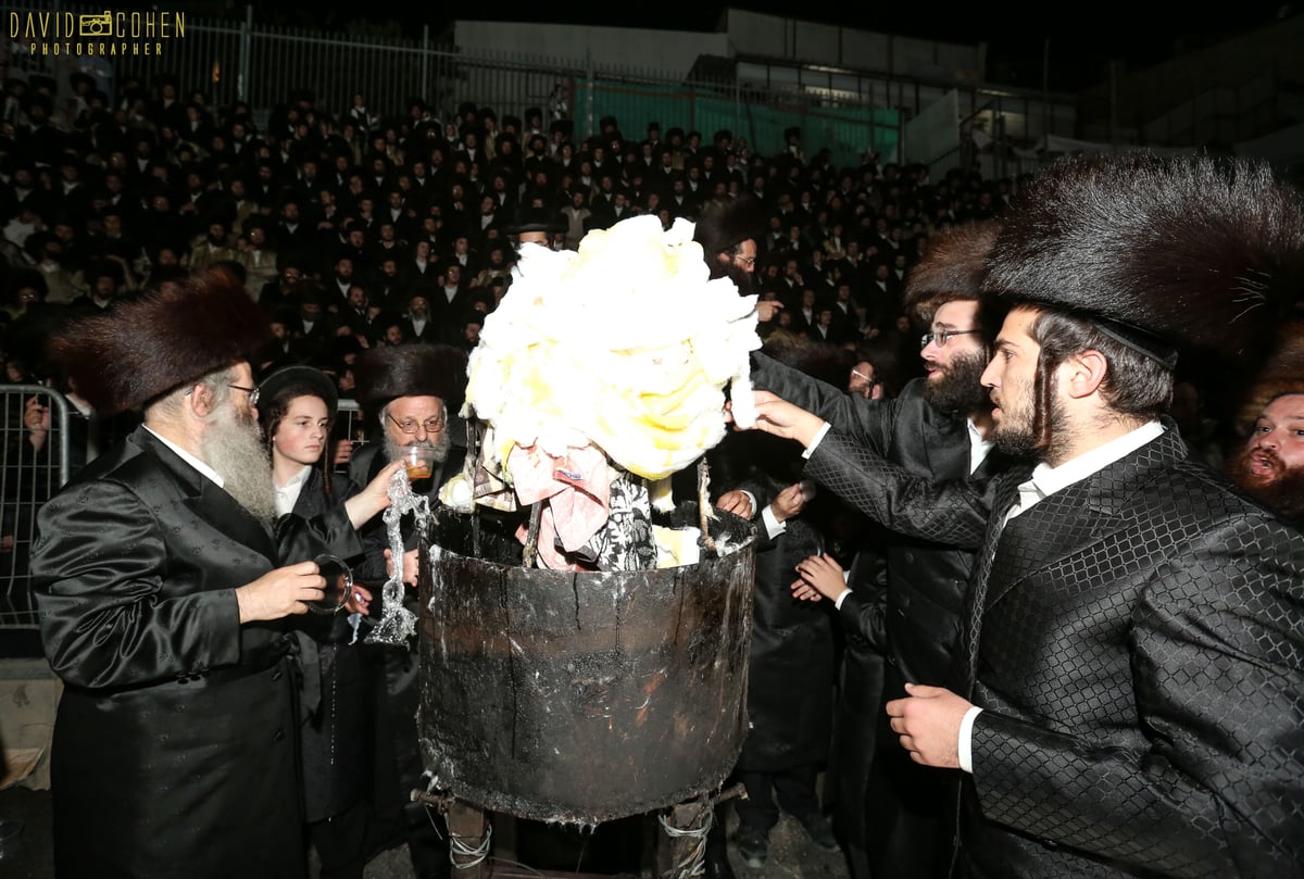 צפו בווידאו: ר' מיילך בידרמן הקפיץ את מירון