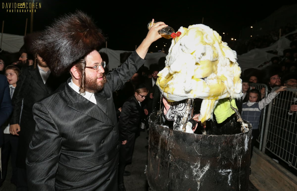 צפו בווידאו: ר' מיילך בידרמן הקפיץ את מירון