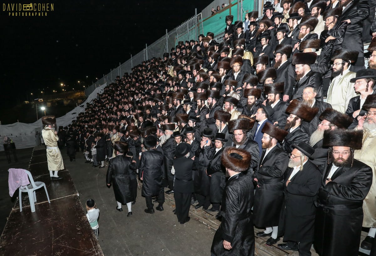 צפו בווידאו: ר' מיילך בידרמן הקפיץ את מירון