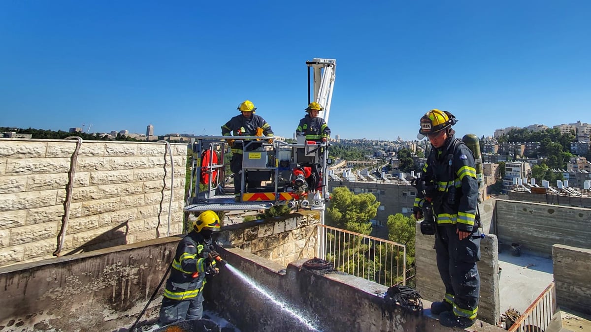 תיעוד דרמטי: כך נמנעה שריפת בנין בירושלים