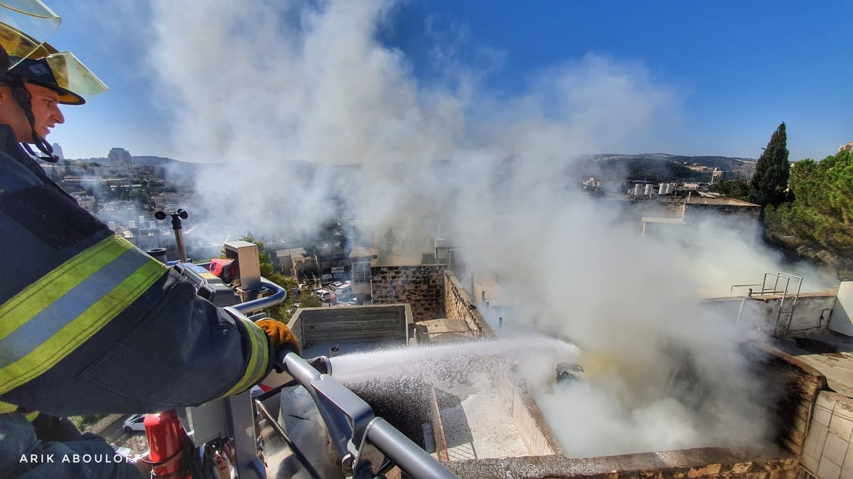 תיעוד דרמטי: כך נמנעה שריפת בנין בירושלים