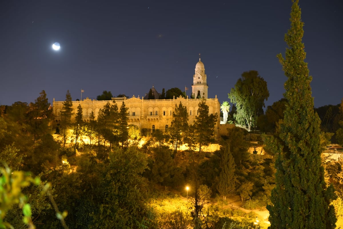 ימין משה הירושלמית מזווית מרהיבה  • צפו