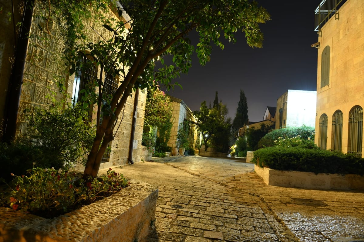 ימין משה הירושלמית מזווית מרהיבה  • צפו