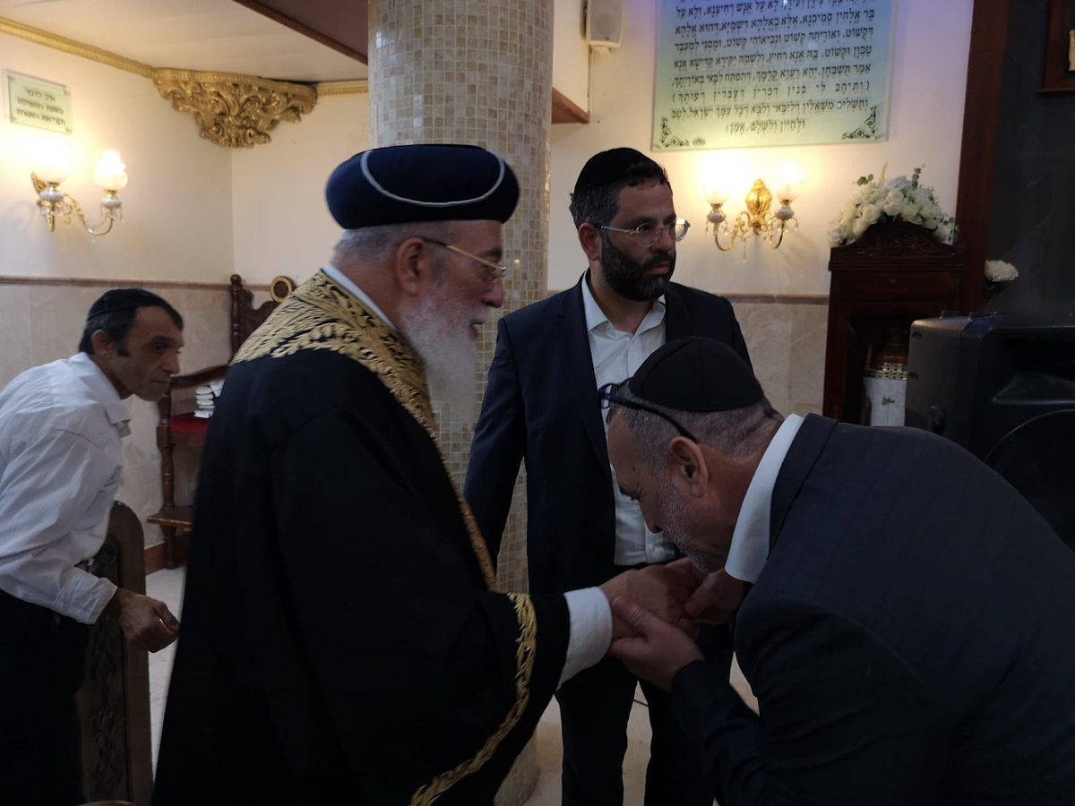 ערב ר"ה: עצרת סליחות בראשות הראשל"צ הגר"ש עמאר