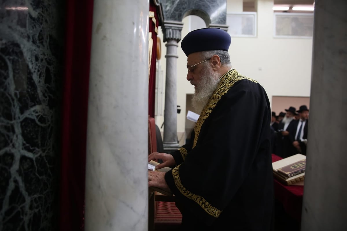 שבת שובה: הגרב"מ אזרחי ב'שיעור השבועי' ומעמד הסליחות ב'יזדים'