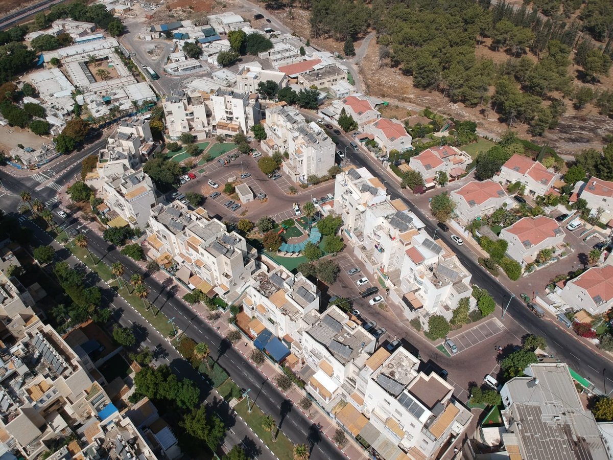 הסוכות של העיר אלעד - בתיעוד מהרחפן • צפו