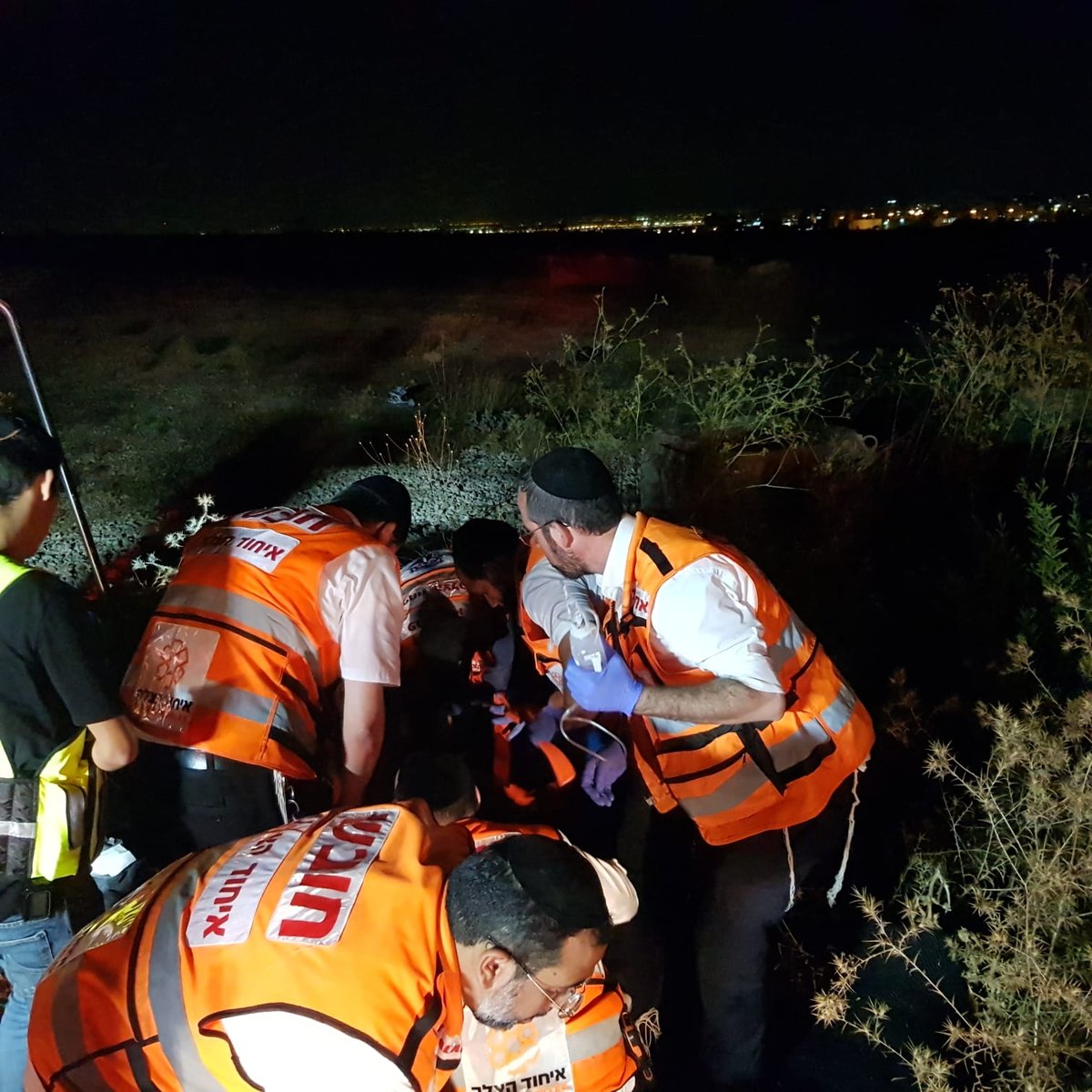 צעירות חרדיות נפצעו בהתהפכות טרקטורון