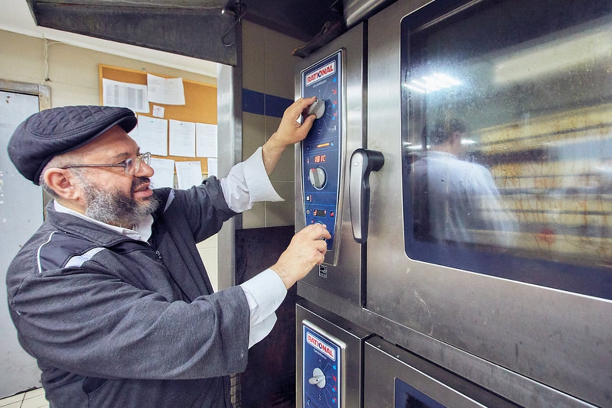 הימים הראשונים של חג הסוכות בבירת רוסיה