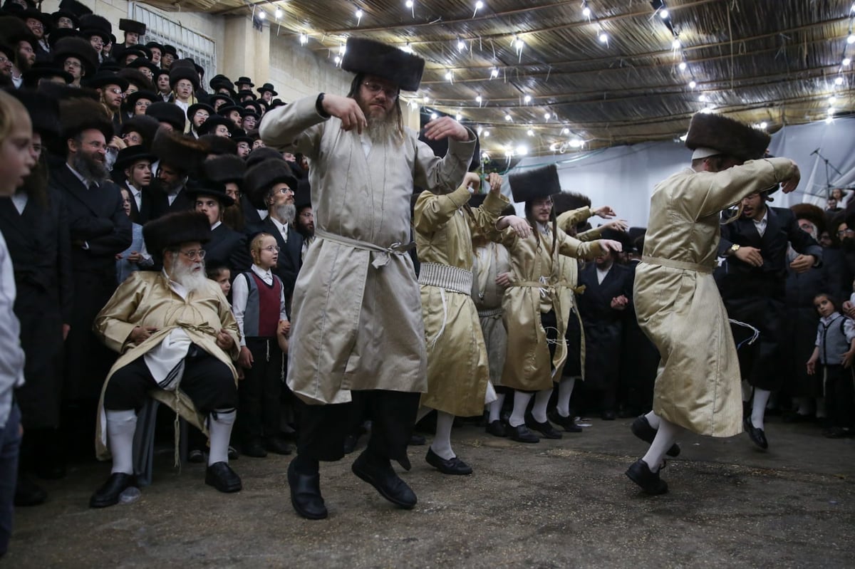 השמחה בהילולת רבי נחמן אצל הרב יעקב מאיר שכטר