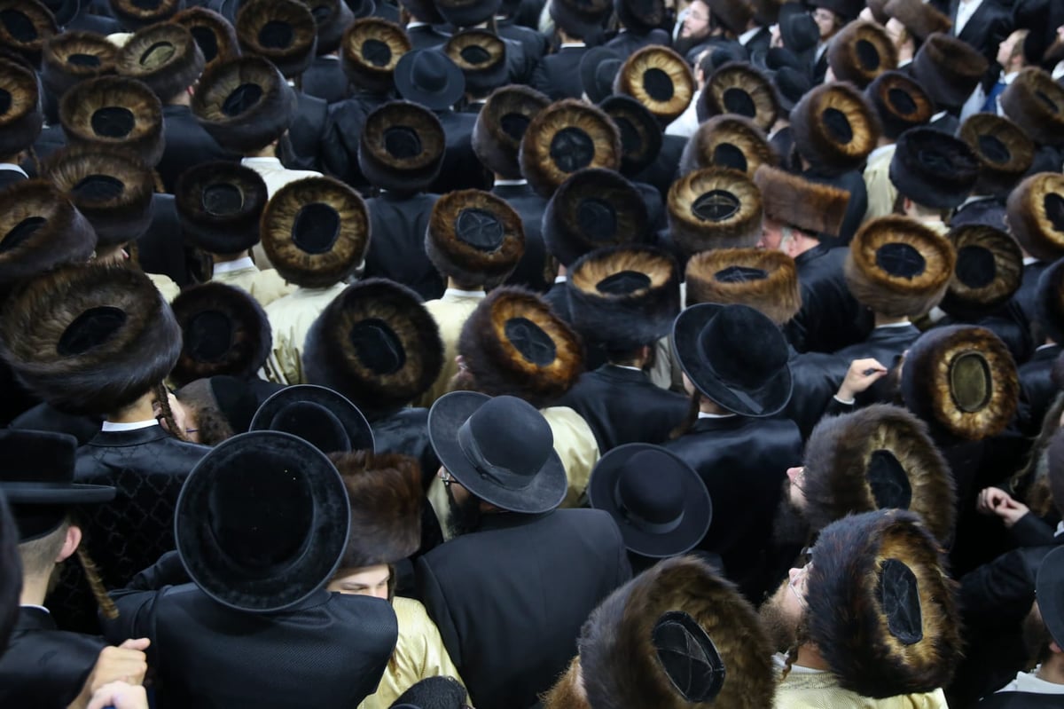 השמחה בהילולת רבי נחמן אצל הרב יעקב מאיר שכטר