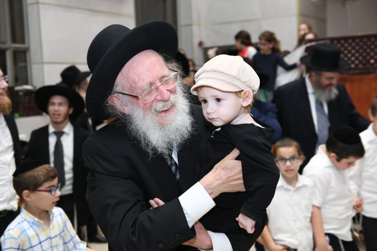 שמחת בית השואבה עם הגר"ש גלאי • צפו