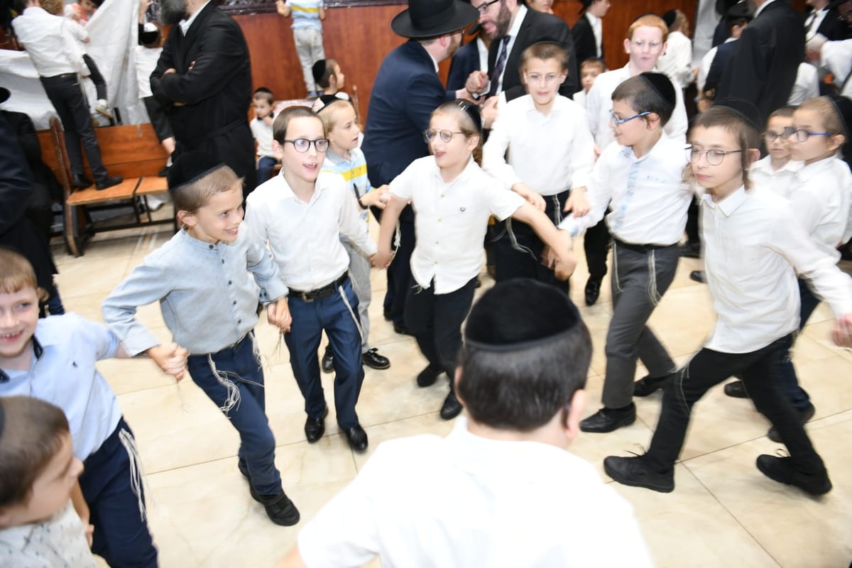 שמחת בית השואבה עם הגר"ש גלאי • צפו