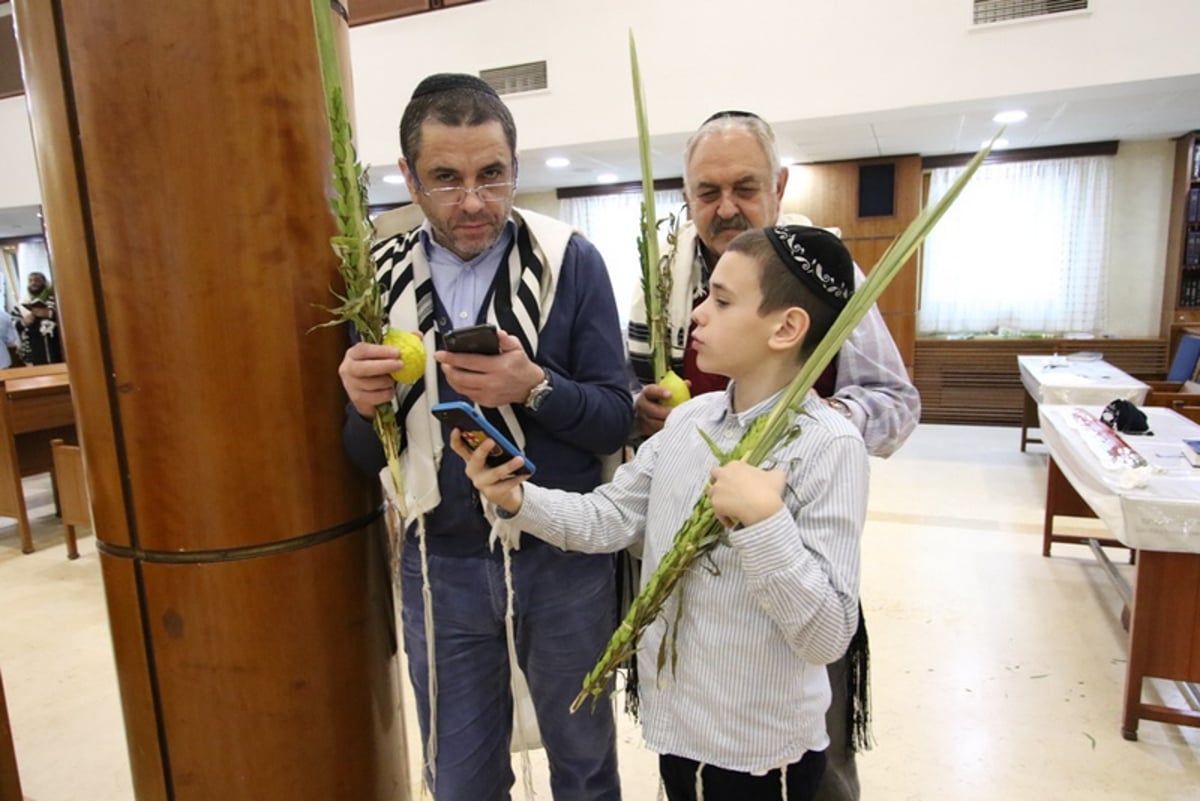 תיעוד מיוחד: 'הושענא רבה' במוסקבה