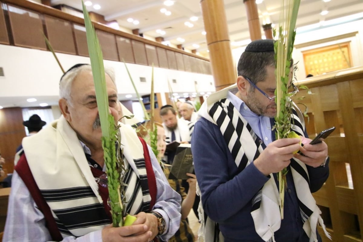 תיעוד מיוחד: 'הושענא רבה' במוסקבה