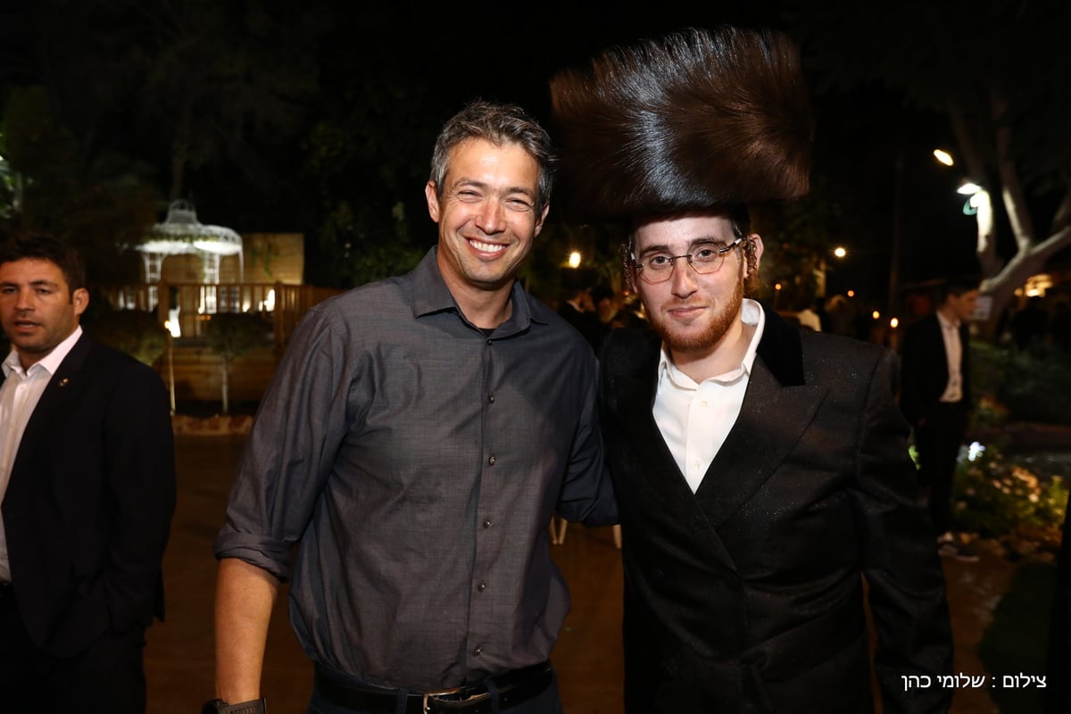 כל המי ומי בחתונתו של רפי פרלשטיין • צפו