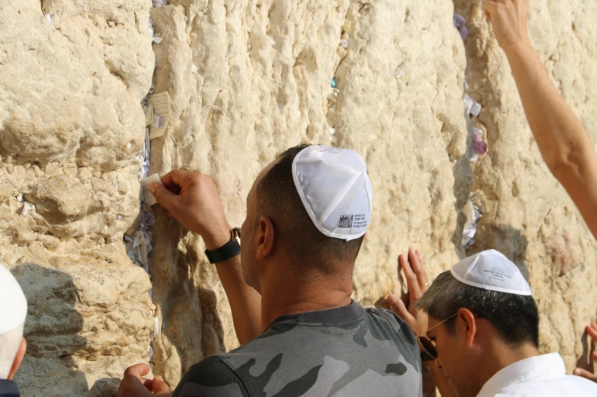 שחקני ברזיל לשעבר התפללו ברחבת הכותל