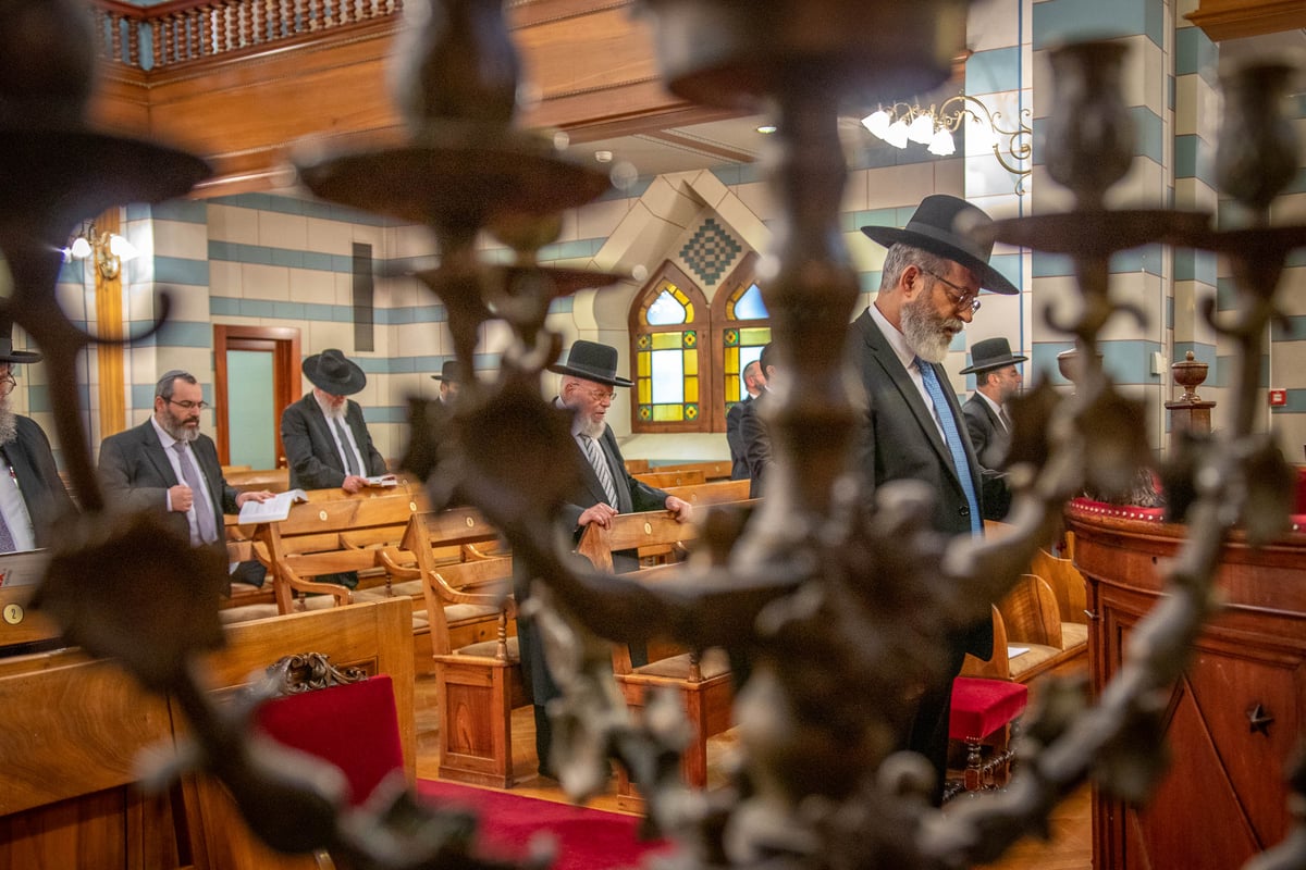 בשוויץ: הרבנים הבכירים דנו בסוגיות הבוערות