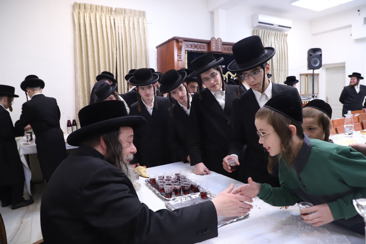 כך ציינו יארצייט לרה"ק רבי גדליה משה זיע"א