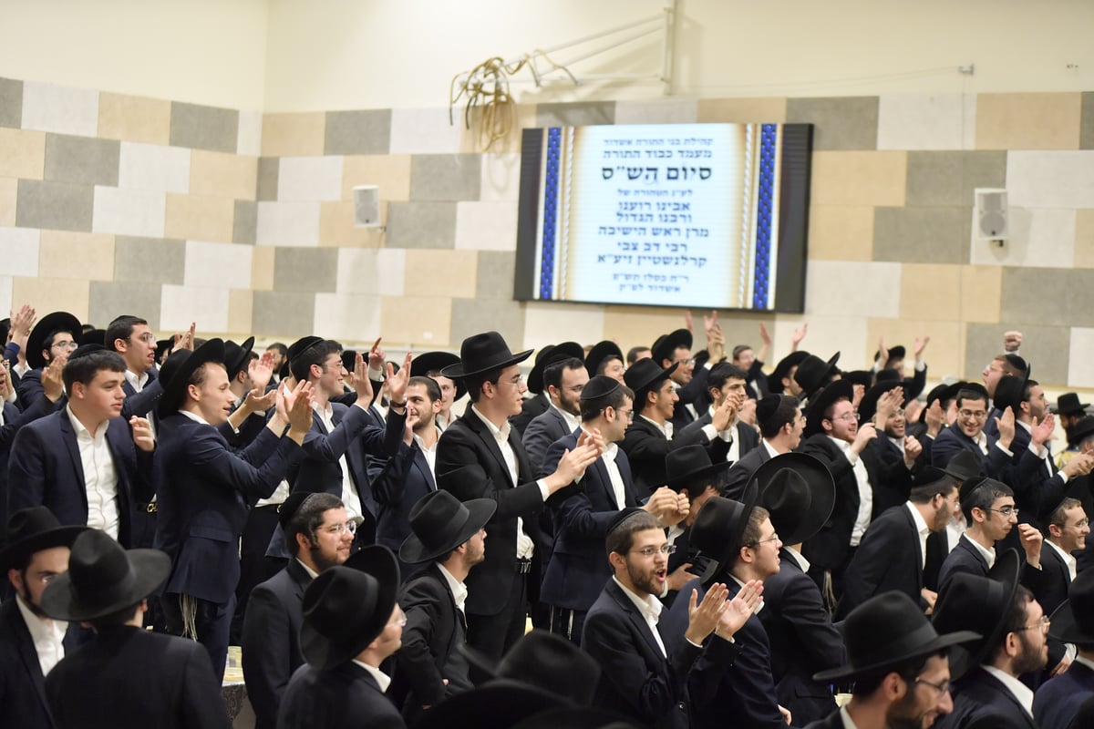 באשדוד סיימו את הש"ס לע"נ הגאון רבי דב צבי קרלנשטיין זצ"ל