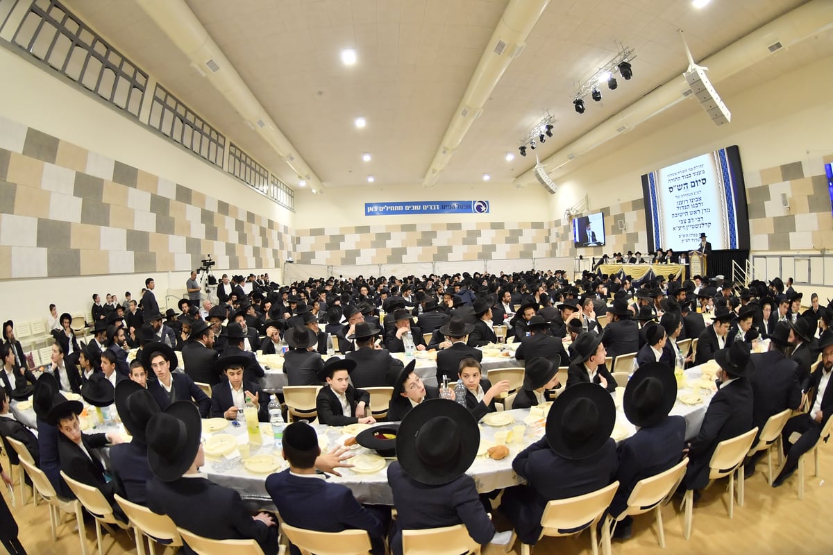 באשדוד סיימו את הש"ס לע"נ הגאון רבי דב צבי קרלנשטיין זצ"ל