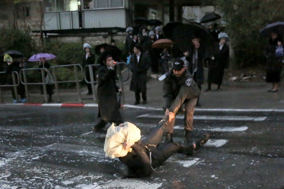 גלריה מסכמת: הפגנת הפלג שבתוך הפלג