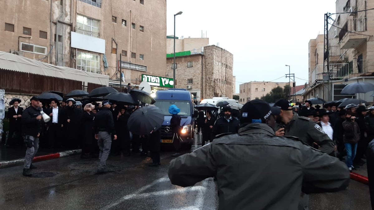 הגר"צ פרידמן בהפגנה: הגר"ש אויערבאך הורה להפגין