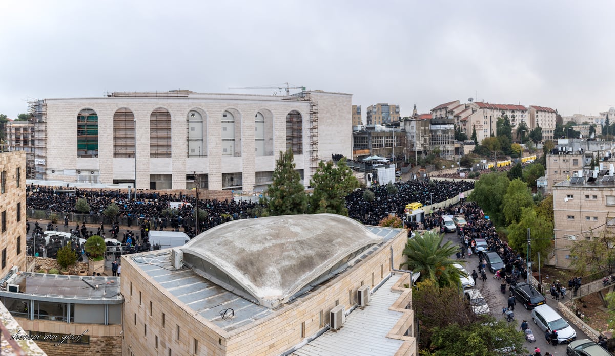 100 רגעים: החב"דניקים תיעדו את החופה בגור