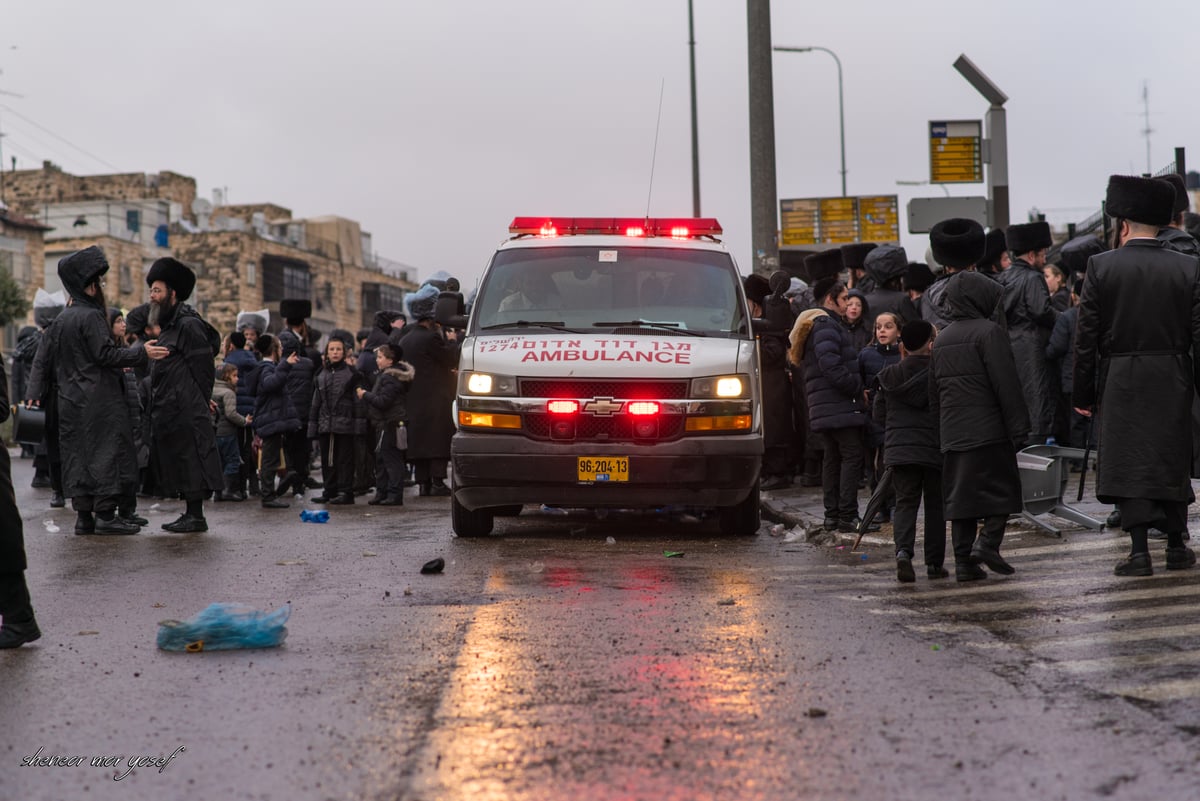 100 רגעים: החב"דניקים תיעדו את החופה בגור