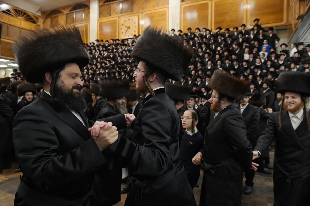 אלפים בשמחת החתונה לנכד האדמו"ר מסאטמר