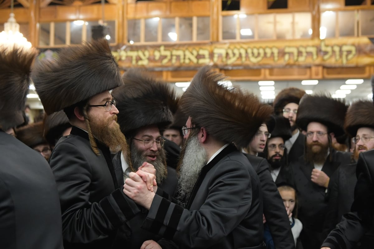 אלפים בשמחת החתונה לנכד האדמו"ר מסאטמר