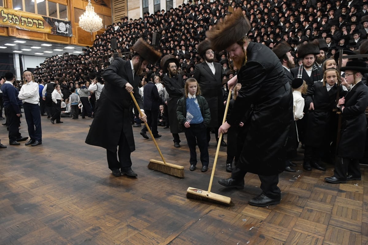 אלפים בשמחת החתונה לנכד האדמו"ר מסאטמר