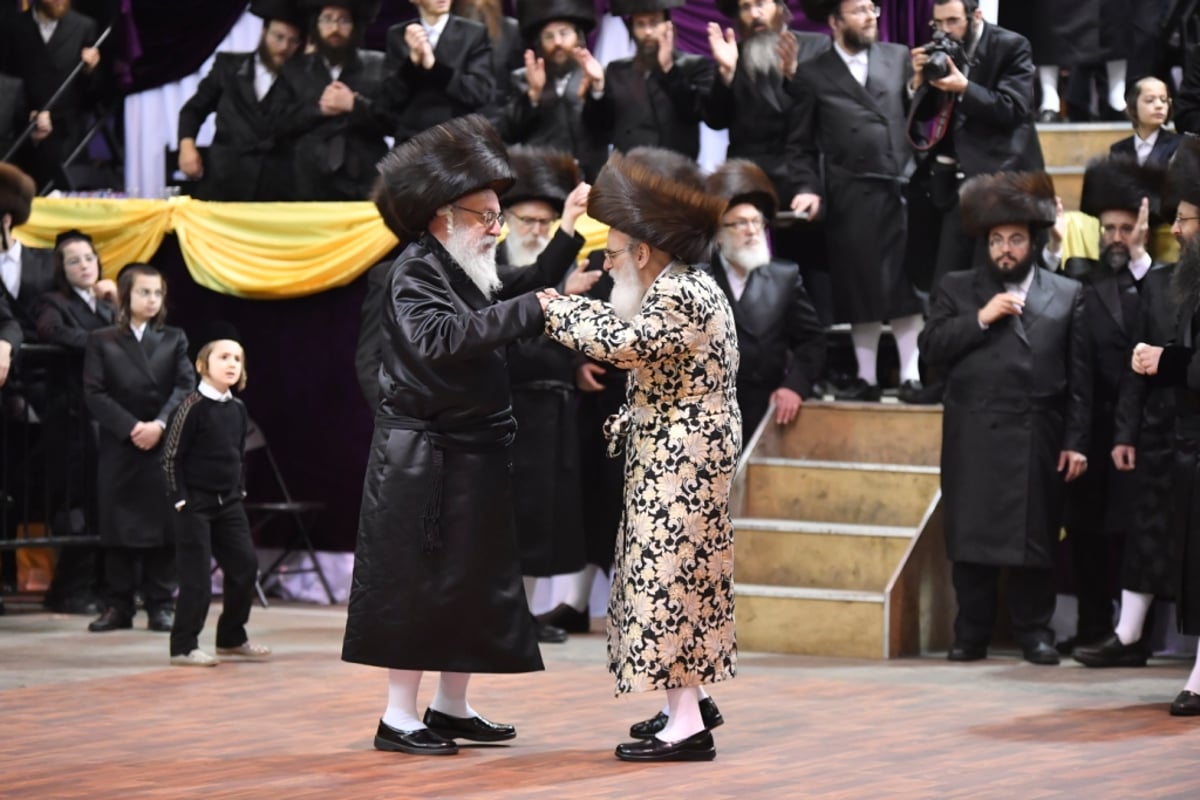 תיעוד: אלפים בחתונת נכד האדמו"ר מויז'ניץ