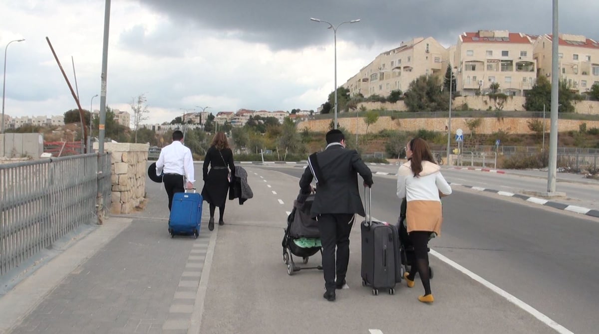 תחקיר "כיכר השבת" מתעד: כאוס תחבורתי לאלפי חרדים