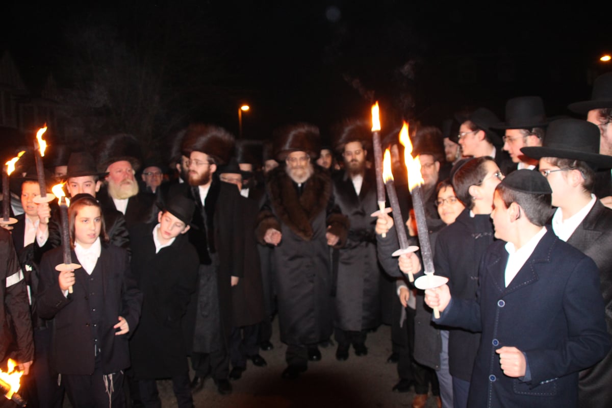 תיעוד: השבת של חסידי סאדיגורה עם הרבי בלונדון