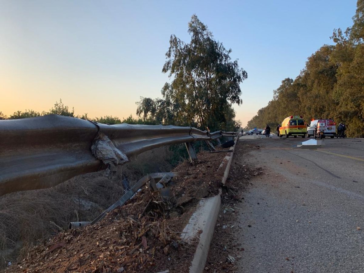 מחריד: שני רוכבי אופניים נפגעו מרכב ונהרגו