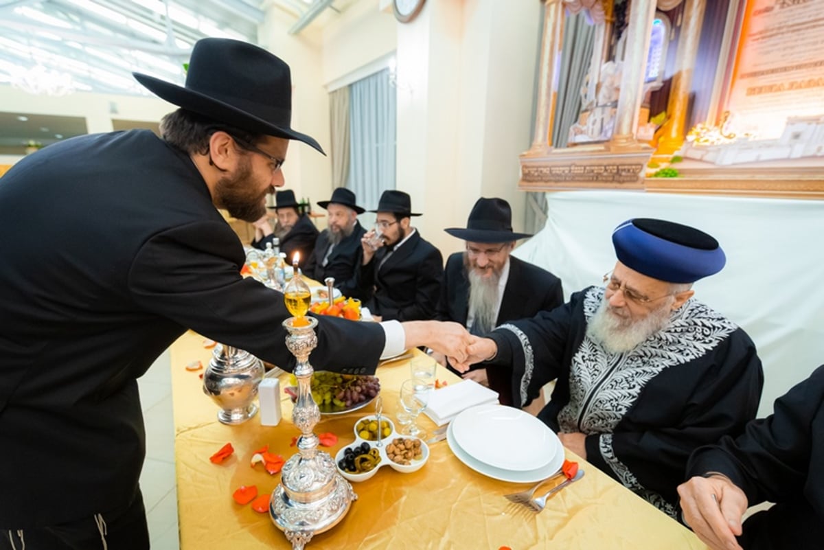 ברוסיה חגגו שבע ברכות לבת הרב הראשי