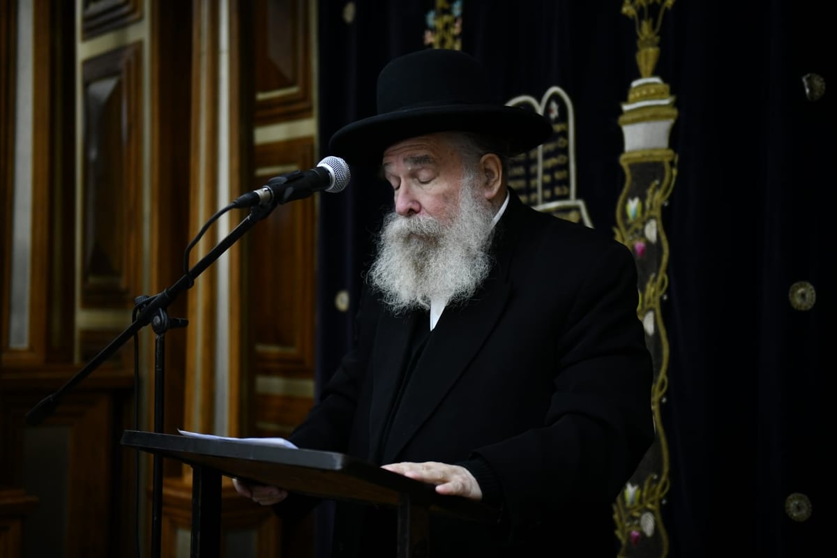 ב'לדרמן': עצרת מספד להגר"א שכטר. צפו