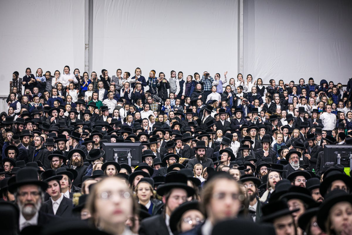 אלפים בכינוס 'יום ההצלה' בחסידות סאטמר